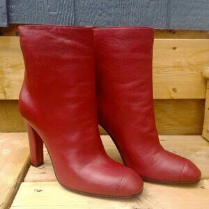 Agnona Italy soft red leather high heel ankle boots size 39